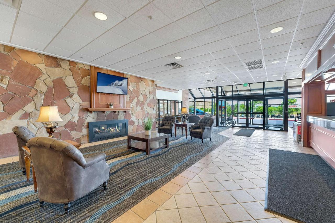 Surestay Plus Hotel By Best Western Price Exterior foto