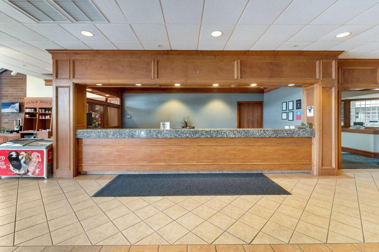 Surestay Plus Hotel By Best Western Price Exterior foto