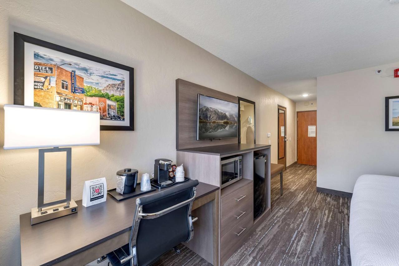 Surestay Plus Hotel By Best Western Price Exterior foto