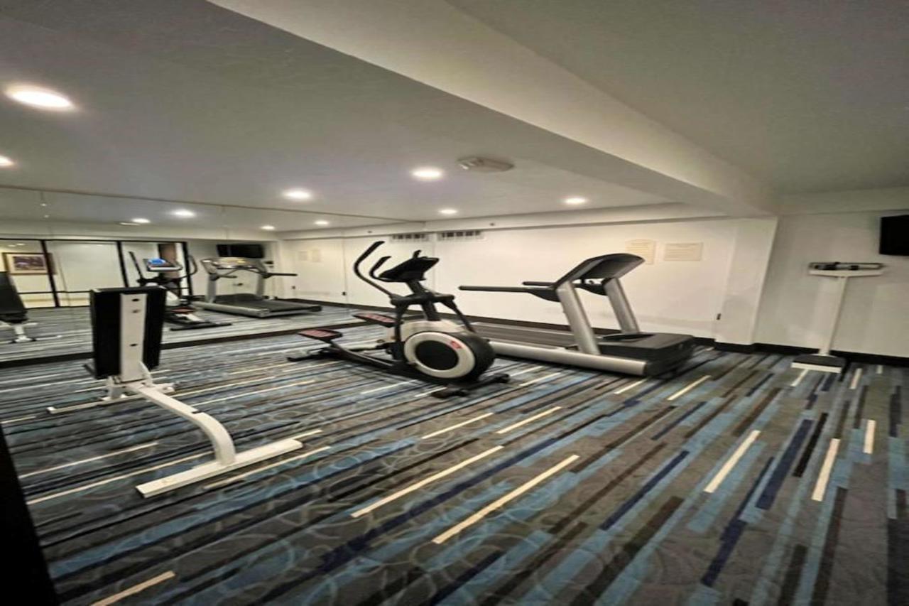 Surestay Plus Hotel By Best Western Price Exterior foto