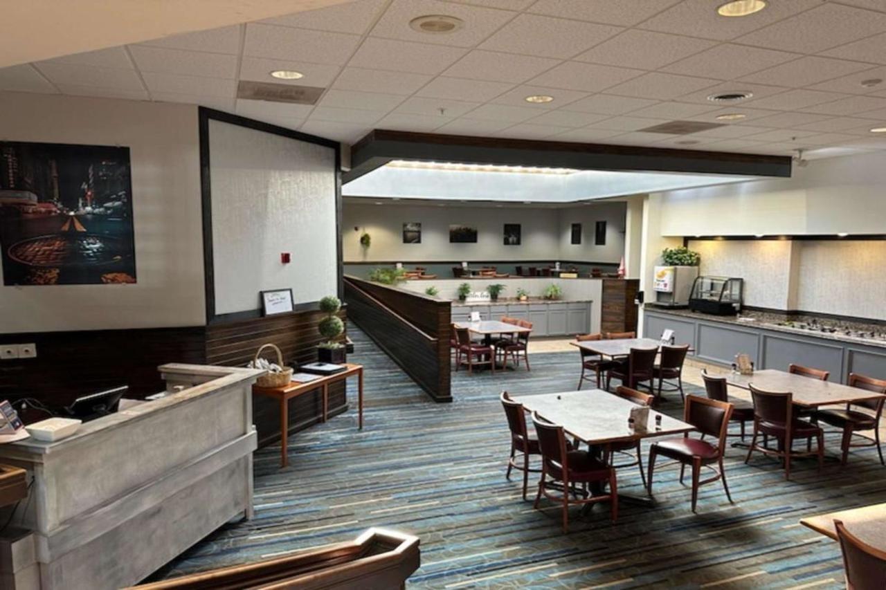 Surestay Plus Hotel By Best Western Price Exterior foto