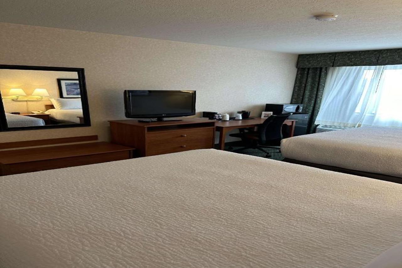 Surestay Plus Hotel By Best Western Price Exterior foto